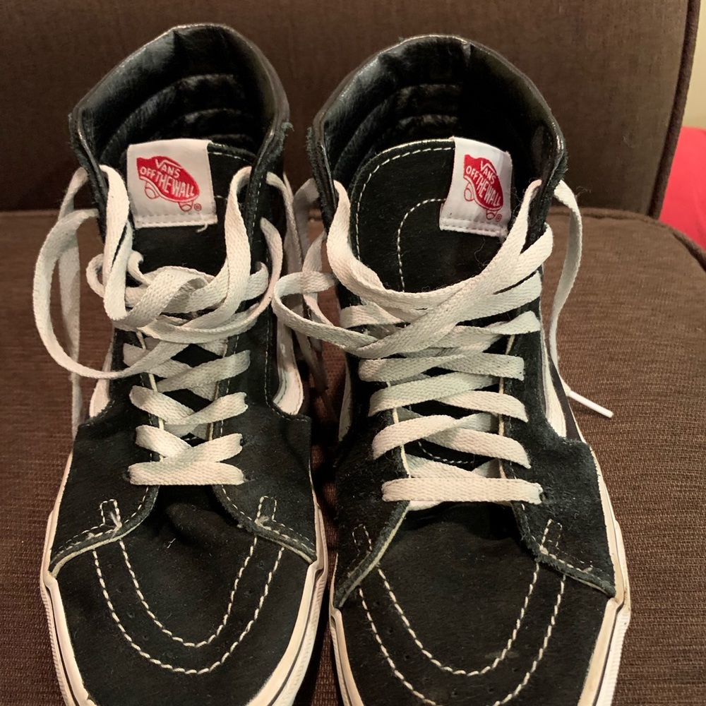 Vans Sk8 -Hi canvass. Black & White Sz 7.5 men’s